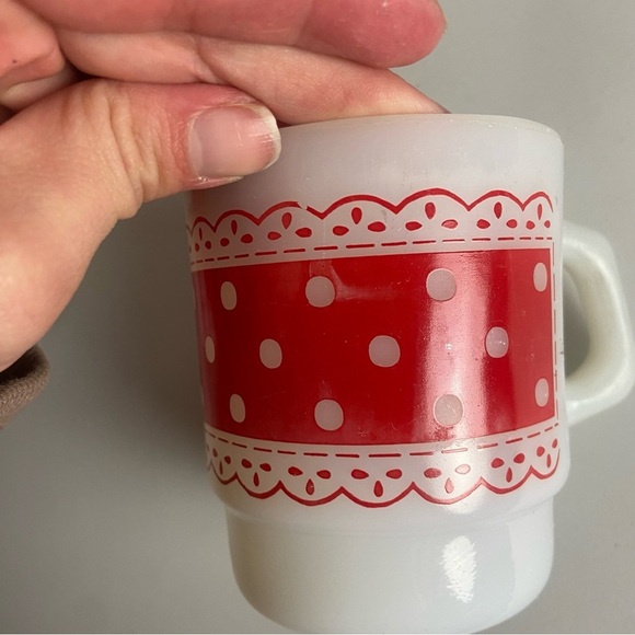 Polka Dot Lace White Red FireKing Coffee Cups Stacking Set Of 2 Vintage USA - Picture 5 of 7
